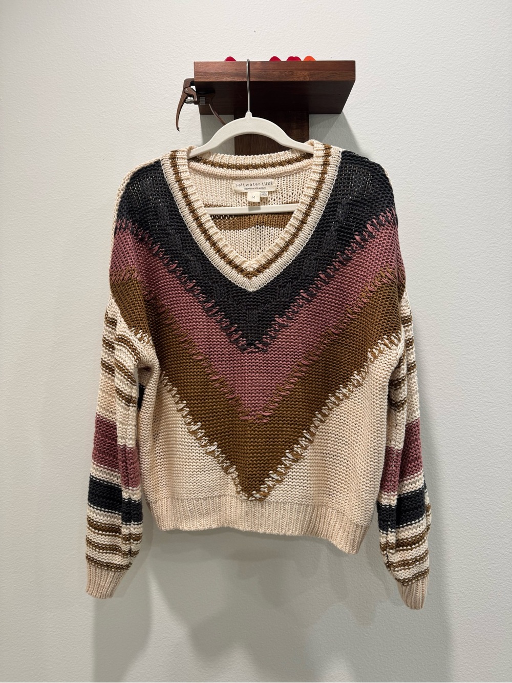 Chevron Knit V-neck Sweater